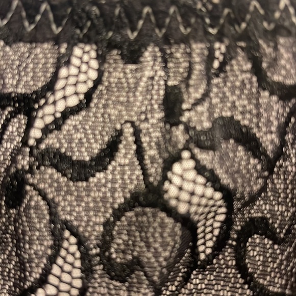 New With Tags 🐆Snow Leopard XL Comfort Molded Cup Bra with Sexy Lace Back 🤍🖤 - Picture 9 of 11